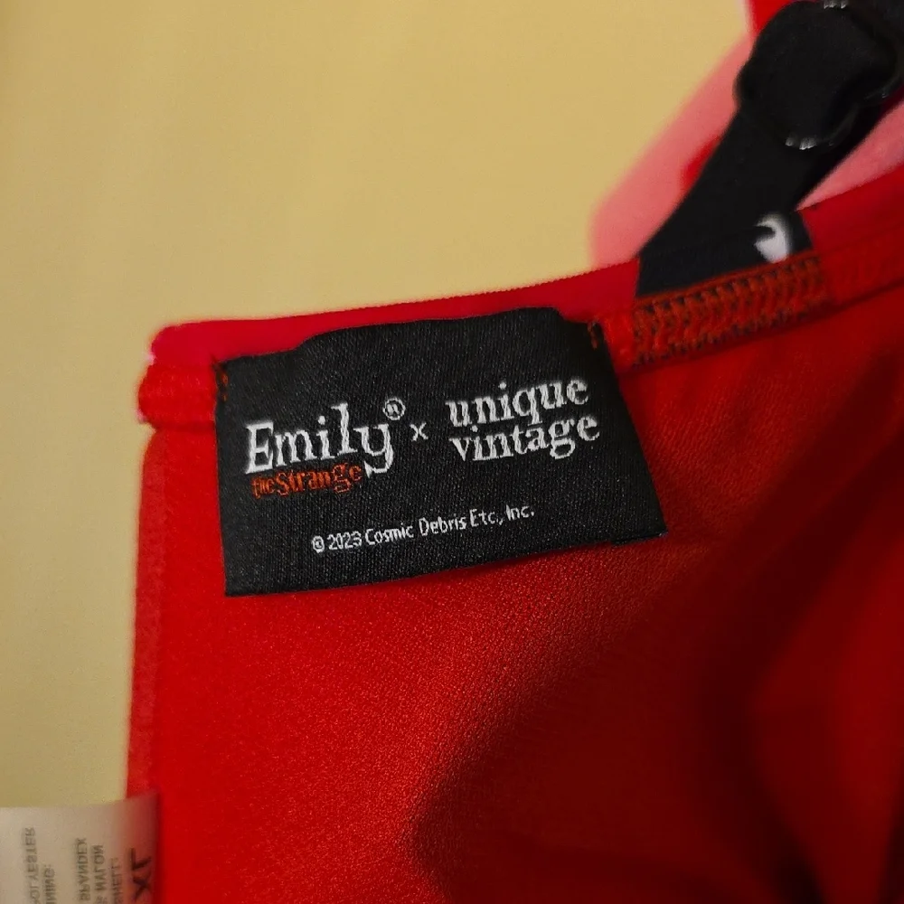 Unique Vintage Red Top w/Black Cat & Pink Heart Print Bikini, Emily the Strange - Picture 5 of 16